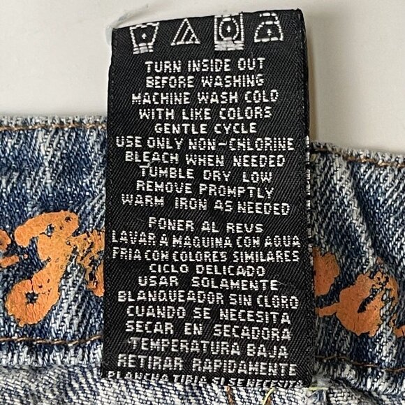 Squeeze Jeans Womens 3/4 Blue Light Wash Bootcut Distressed Embroidered Y2K - Picture 15 of 16